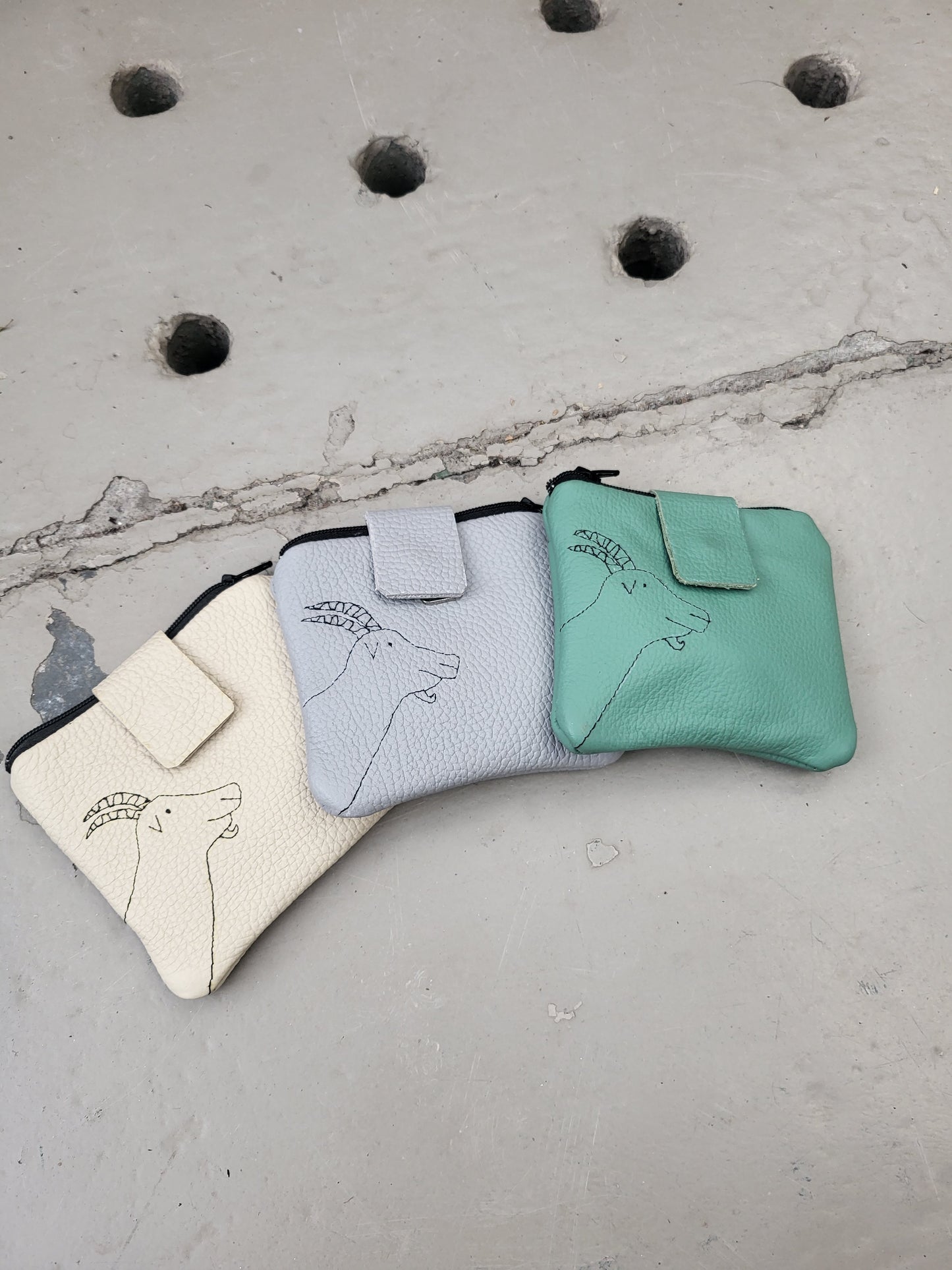 Wallet GEORGE mint leer