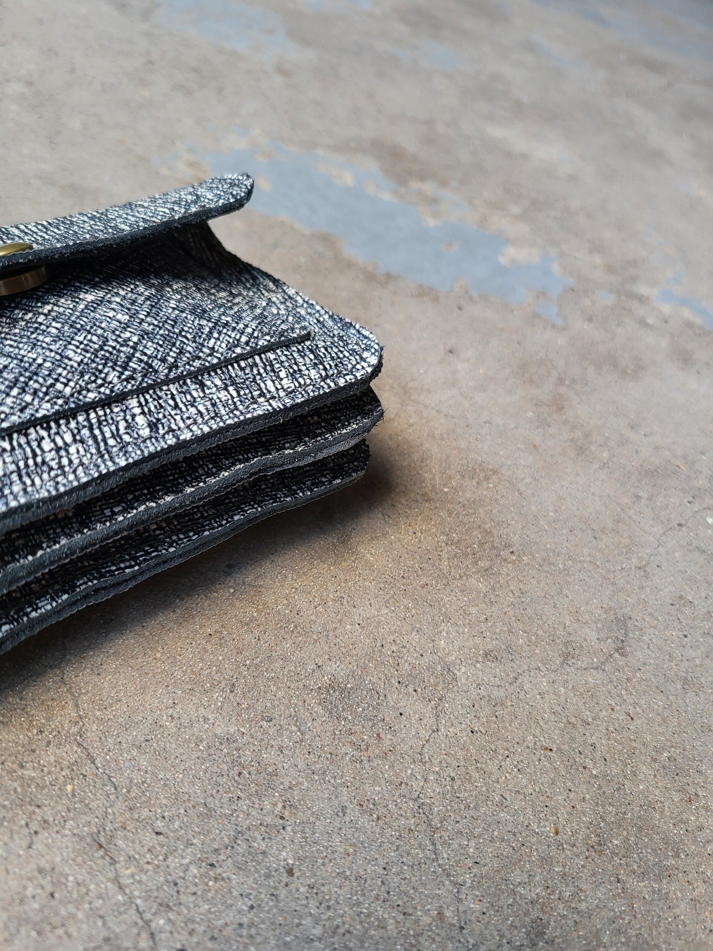 GATHERING | portemonnee zwart wit melee leer