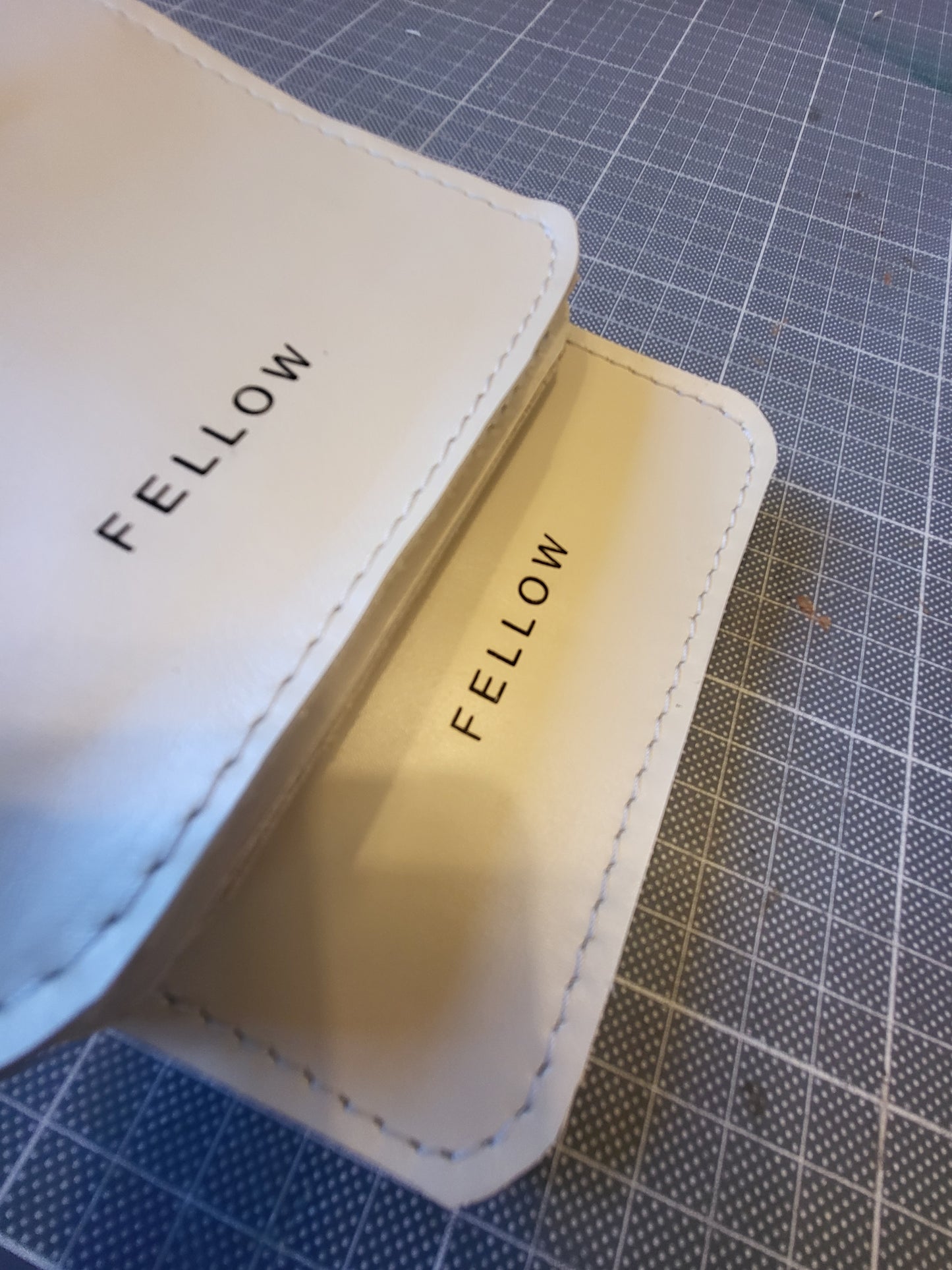 GATHERING | portemonnee wit leer