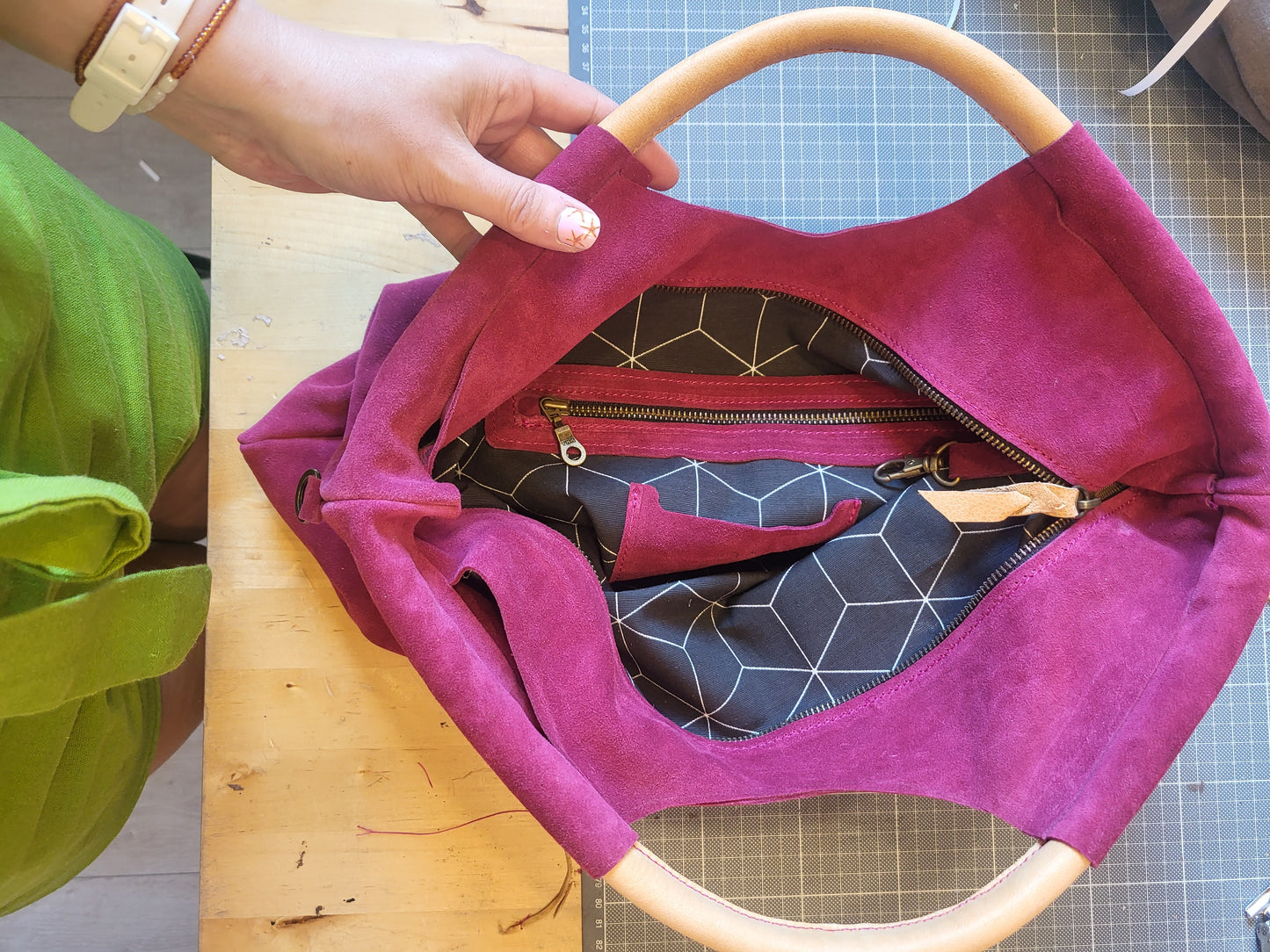 ROPE | schoudertas fuchsia suede