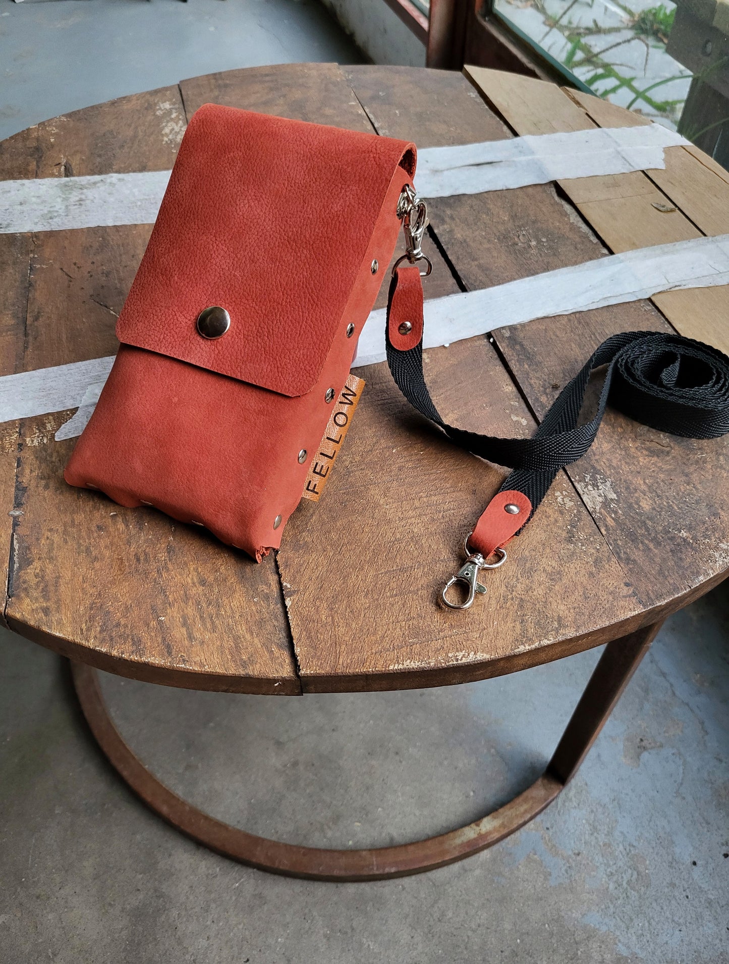 Workshop telefoontasje leer