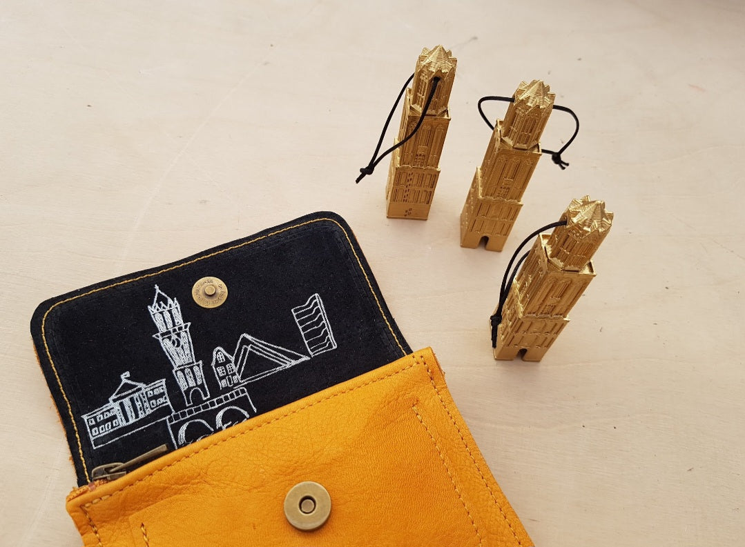 SKYLINE wallet yellow