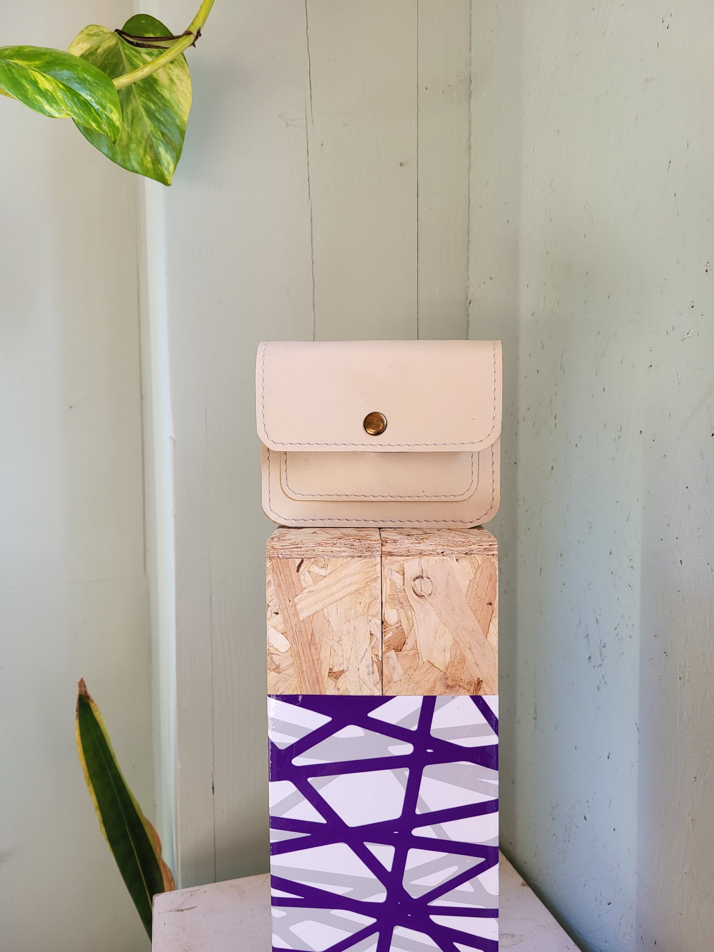 GATHERING | portemonnee wit leer