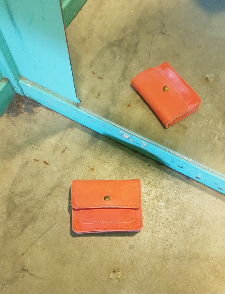 SKYLINE zalm roze leer