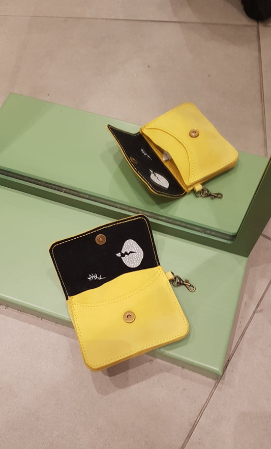 BEGINNING wallet geel leer