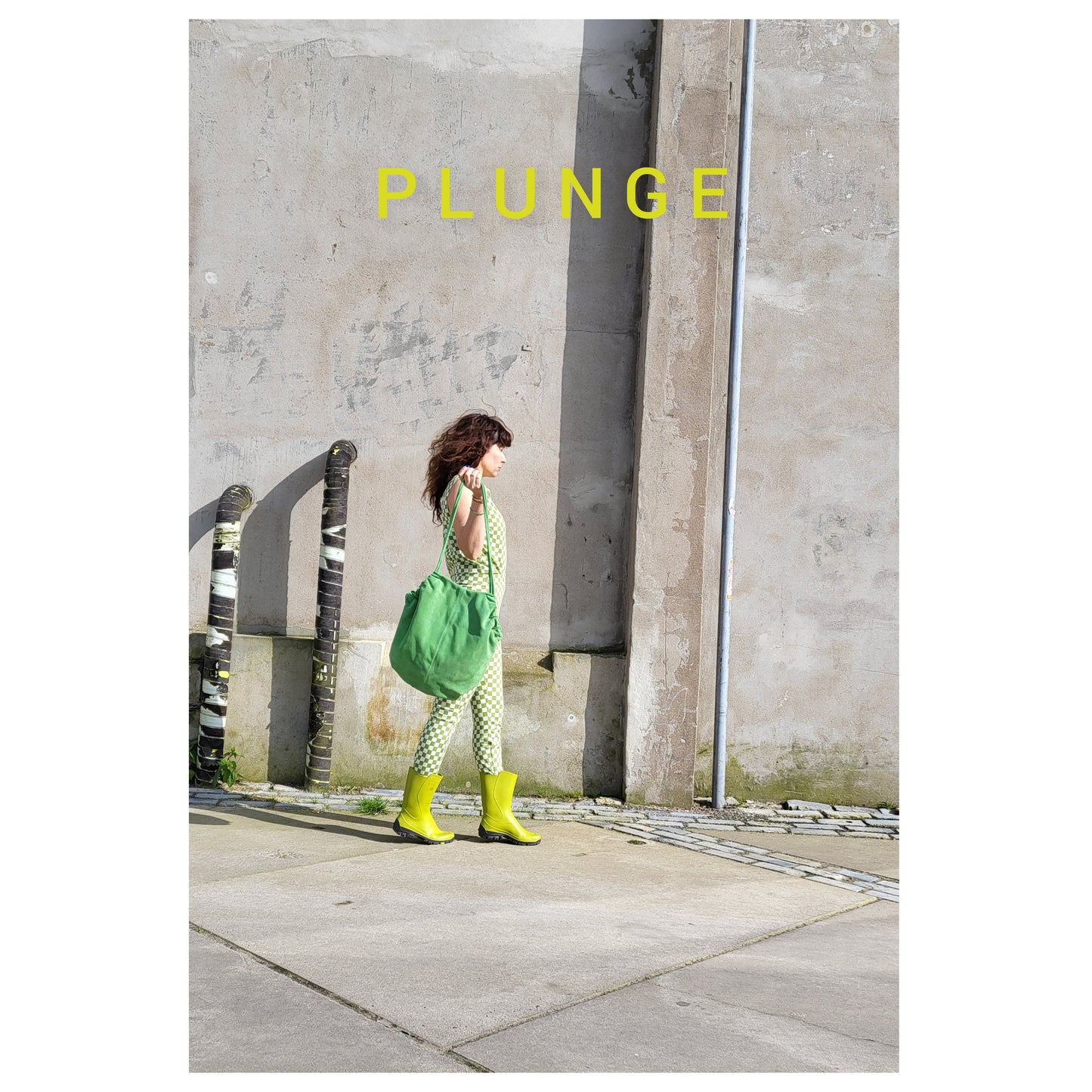 PLUNGE | schoudertas groen suede