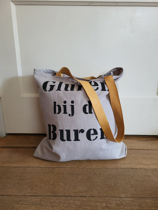 Gluren bij de Buren shopper