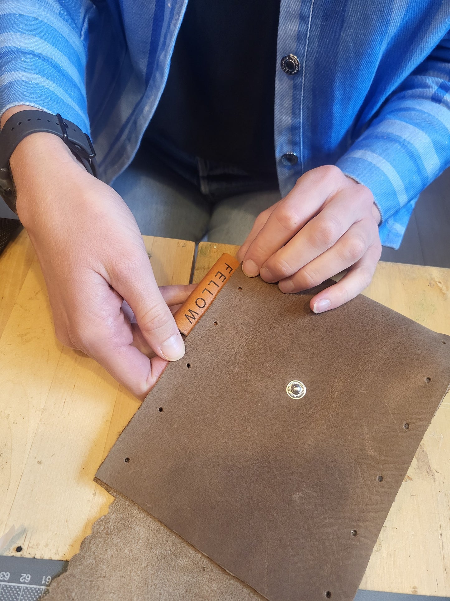 Workshop telefoontasje leer