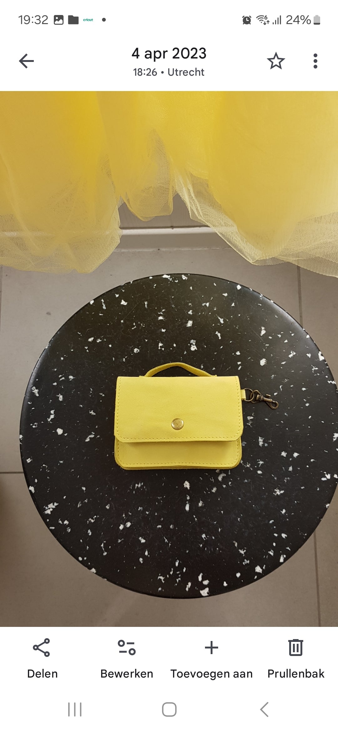 BEGINNING wallet geel leer