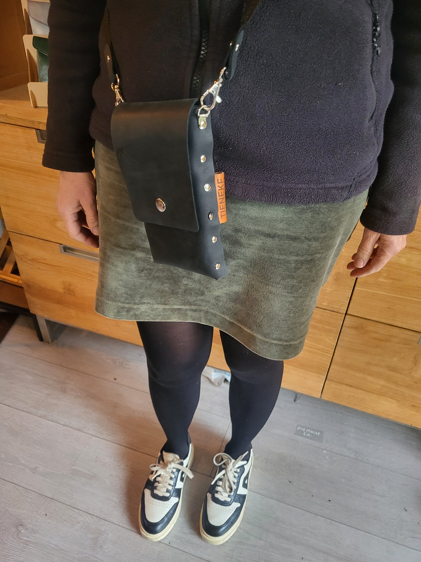 Workshop telefoontasje leer